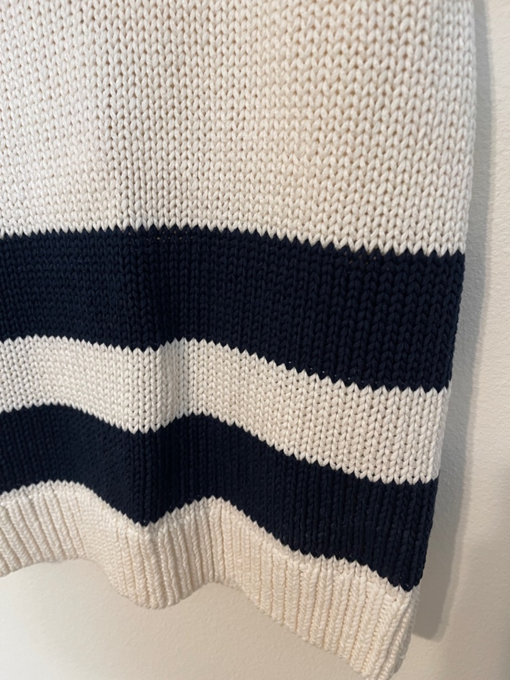 NWT Banana Republic Cream & Navy Striped Sweater Knit Tank - Picture 3 of 14